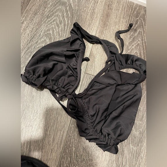 bikini - Picture 2 of 3